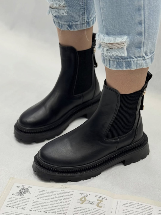 نیم بوت کشی دخترانه